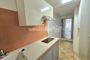 Appartement à vendre 2 pièces de 30 m² à Rougiers