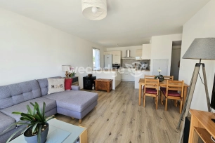 Appartement à vendre 3 pièces de 62 m² à Grans