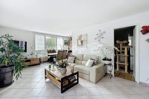 Appartement à vendre 4 pièces de 82,91 m² à Éragny