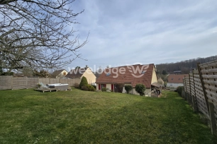Maison à vendre 6 pièces de 114 m² à Gasville-Oisème