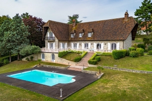 Maison à vendre 7 pièces de 230 m² à Saint-Paul