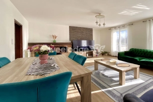 Maison à vendre 6 pièces de 150 m² à Maillot