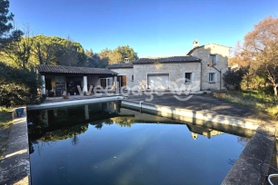 Maison à vendre 6 pièces de 190 m² à Avignon