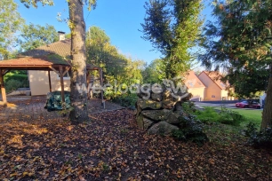 Maison à vendre 6 pièces de 133 m² à Jouy-le-Moutier