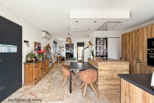 Maison à vendre 4 pièces de 96 m² à La Fare-les-Oliviers