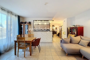 Appartement à vendre 6 pièces de 111,15 m² à Éragny
