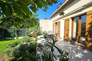 Maison à vendre 6 pièces de 116 m² à Conflans-Sainte-Honorine