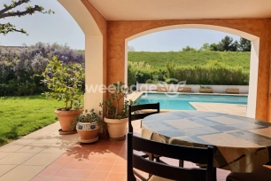 Maison à vendre 6 pièces de 135 m² à Peyrolles-en-Provence