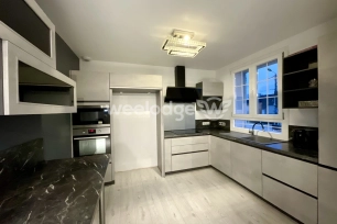 Maison à vendre 3 pièces de 90 m² à Sens