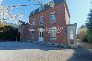 Maison à vendre 9 pièces de 279 m² à Avesnelles