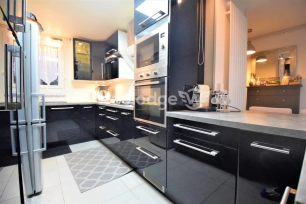 Maison à vendre 6 pièces de 108 m² à Jouy-le-Moutier