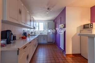Maison à vendre 6 pièces de 95 m² à Jouy-le-Moutier
