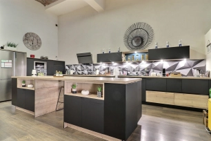 Appartement à vendre 5 pièces de 208 m² à Salon-de-Provence