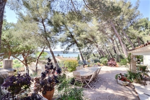 Maison à vendre 4 pièces de 127 m² à Saint-Chamas