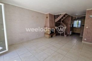 Maison à vendre 5 pièces de 85 m² à Jouy-le-Moutier