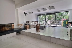 Maison à vendre 5 pièces de 146 m² à Saint-Chamas