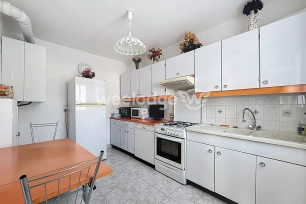 Maison à vendre 6 pièces de 100,45 m² à Éragny
