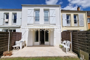 Maison à vendre 5 pièces de 97 m² à Élancourt