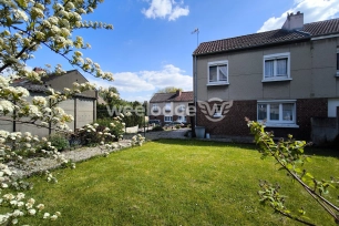 Maison à vendre 4 pièces de 72 m² à Feignies