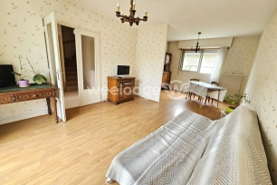 Maison à vendre 5 pièces de 82,22 m² à Conflans-Sainte-Honorine