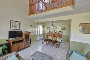 Maison à vendre 6 pièces de 141 m² à Sommaing