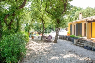 Maison à vendre 4 pièces de 92 m² à Rochefort-du-Gard