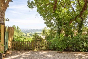 Maison à vendre 4 pièces de 92 m² à Rochefort-du-Gard