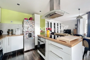Appartement à vendre 2 pièces de 55 m² à Cergy