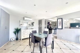 Maison à vendre 8 pièces de 163 m² à Jouy-le-Moutier