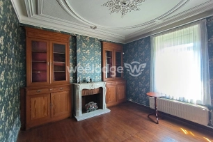 Maison à vendre 9 pièces de 140 m² à Saint-Remy-Chaussée