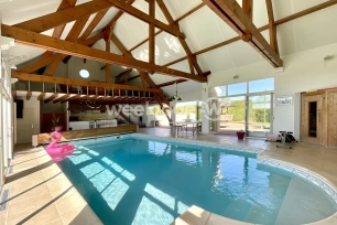 Maison à vendre 6 pièces de 300 m² à Saint-Valérien