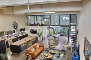 Appartement à vendre 5 pièces de 208 m² à Salon-de-Provence