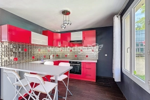 Maison à vendre 5 pièces de 90 m² à Chanteloup-les-Vignes