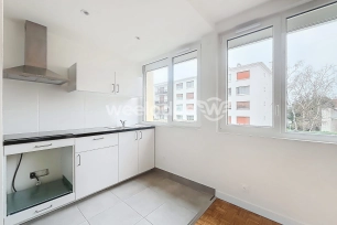 Appartement à vendre 1 pièces de 33,77 m² à Suresnes