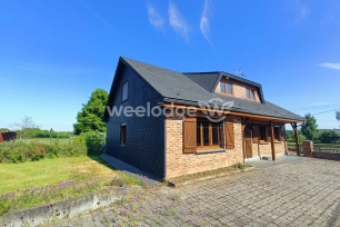 Maison à vendre 5 pièces de 113 m² à Lez-Fontaine