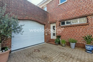 Maison à vendre 10 pièces de 208,5 m² à Marles-les-Mines
