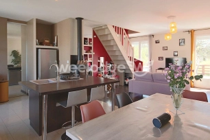 Maison à vendre 7 pièces de 145 m² à Chargé
