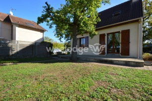 Maison à vendre 5 pièces de 80 m² à Conflans-Sainte-Honorine