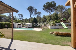 Maison à vendre 5 pièces de 141,42 m² à Peynier