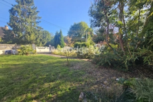 Terrain à vendre de 279 m² à Éragny