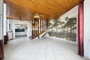 Maison à vendre 6 pièces de 113,62 m² à Chanteloup-les-Vignes