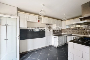 Maison à vendre 6 pièces de 113,62 m² à Chanteloup-les-Vignes