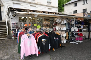Local commercial à vendre 3 pièces de 64 m² à Bagnères-de-Luchon