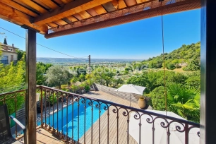 Maison à vendre 9 pièces de 278 m² à Villeneuve