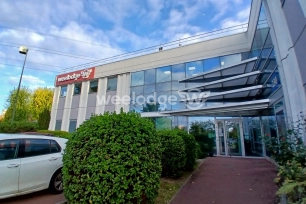 Local commercial à vendre de 67 m² à Osny