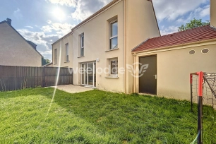 Maison à vendre 4 pièces de 85,01 m² à Éragny