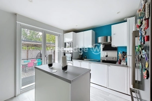 Maison à vendre 7 pièces de 118 m² à Éragny