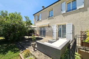 Maison à vendre 5 pièces de 130 m² à Conflans-Sainte-Honorine