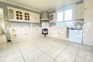 Maison à vendre 7 pièces de 170 m² à Forges-les-Eaux