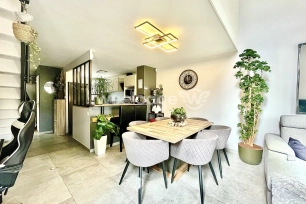 Maison à vendre 5 pièces de 82 m² à Jouy-le-Moutier